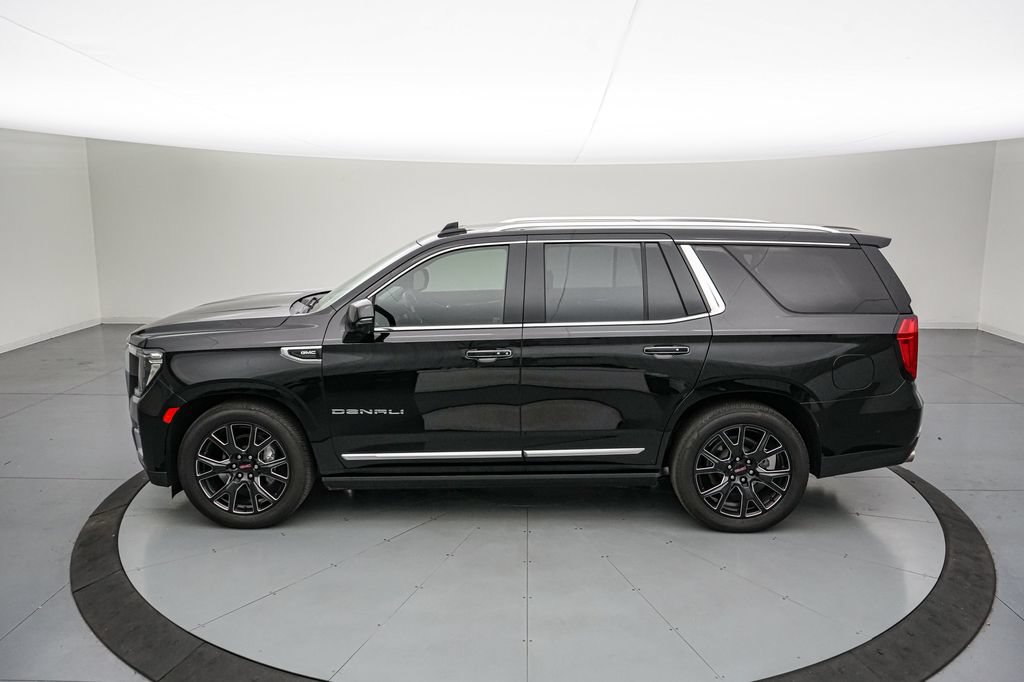 Used 2024 GMC Yukon Denali w/ Denali Reserve Package AWD/4WD image 7