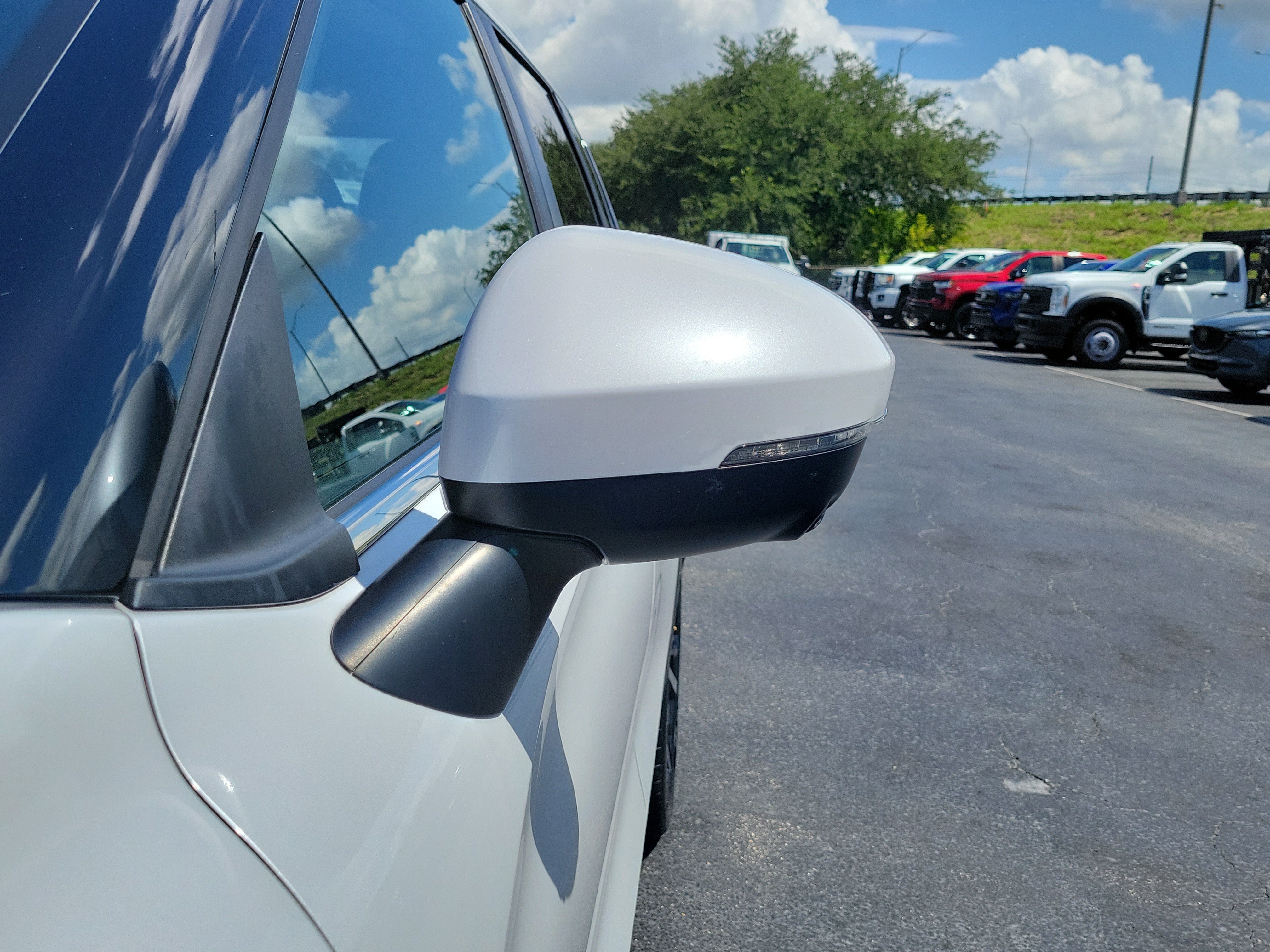 Used 2024 Mitsubishi Outlander SE FWD image 4