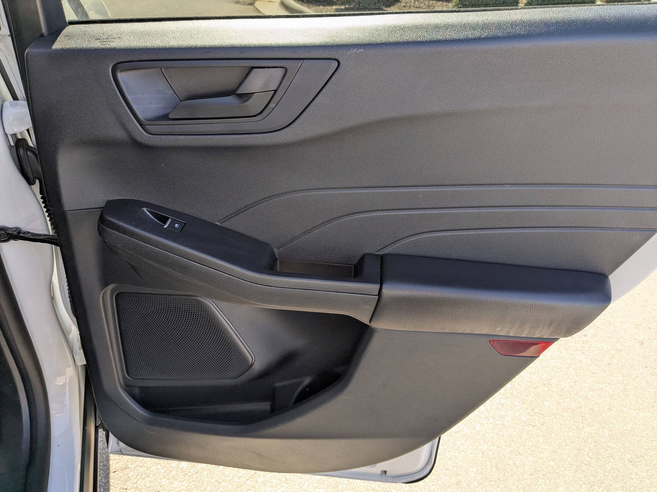 Certified 2022 Ford Escape SE w/ SE Sport Appearance Package image 34