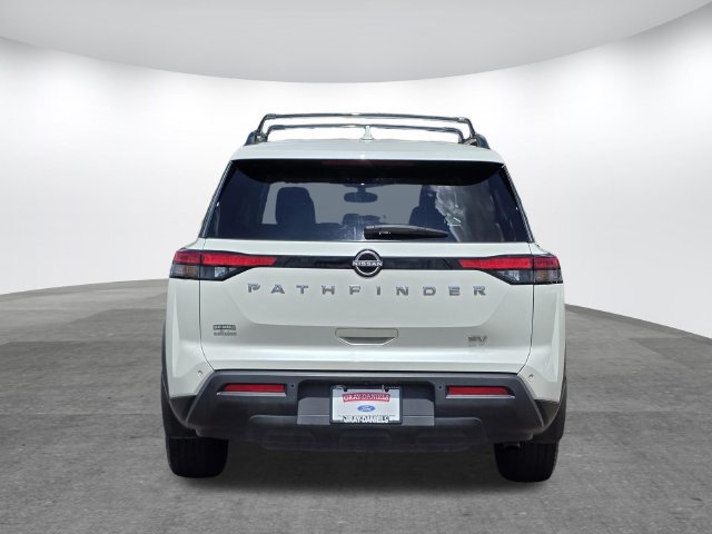 Used 2022 Nissan Pathfinder SV FWD image 5