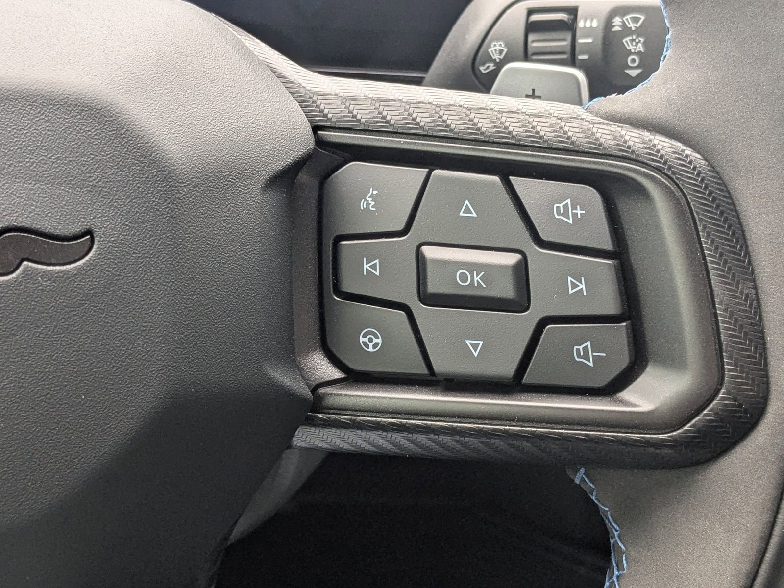 Certified 2025 Ford Mustang Dark Horse image 23