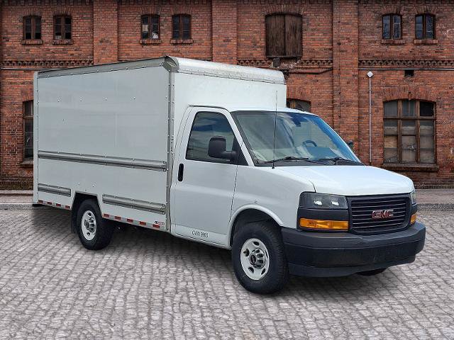 Used 2021 GMC Savana 3500 w/ Power Convenience Package RWD image 3