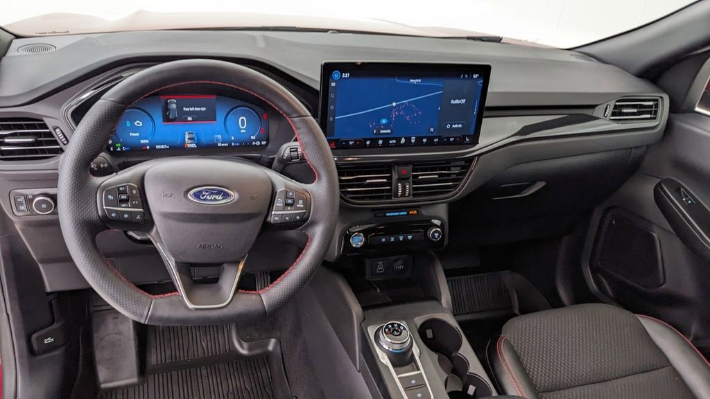 Certified 2025 Ford Escape ST-Line Elite image 4