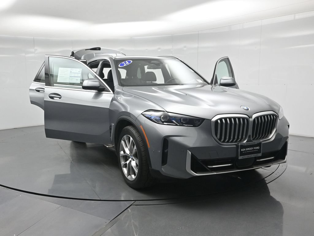 Used 2024 BMW X5 xDrive40i AWD/4WD image 34
