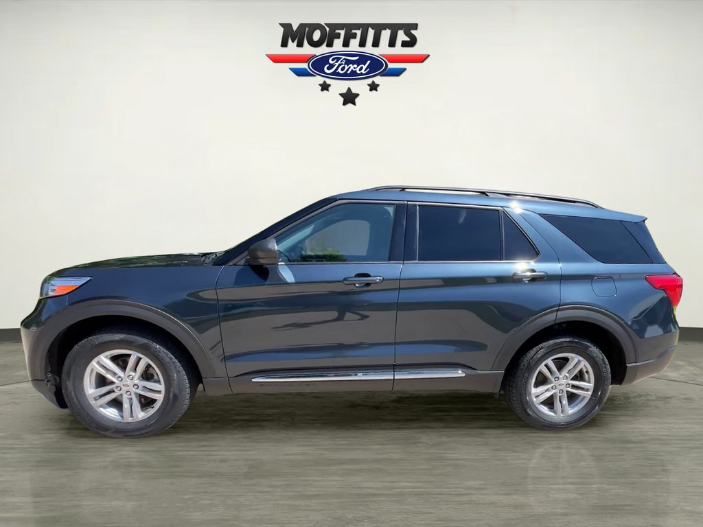 Certified 2023 Ford Explorer XLT w/ Equipment Group 202A AWD/4WD image 2