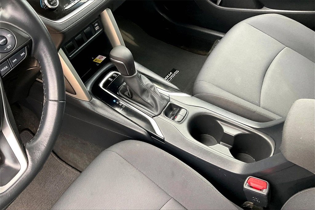 Used 2022 Toyota Corolla Cross LE image 15