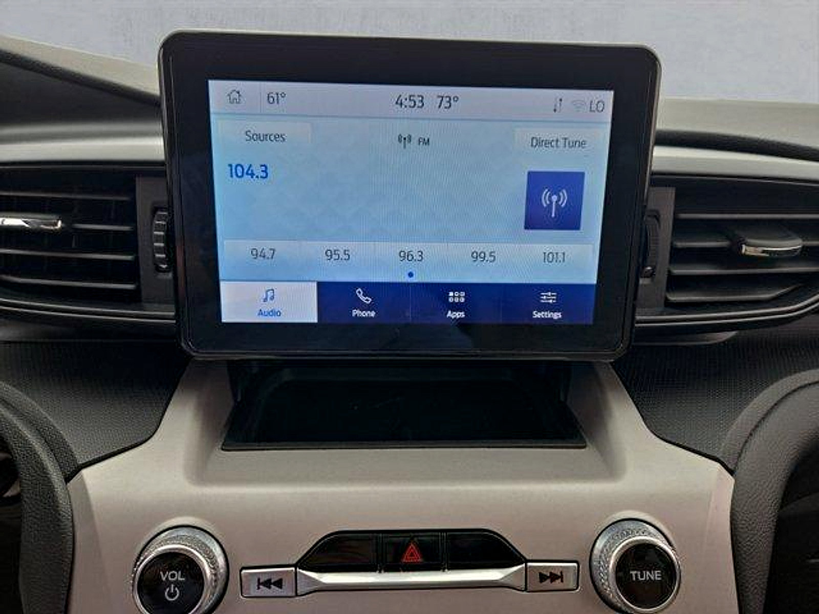 Certified 2023 Ford Explorer 4WD image 18