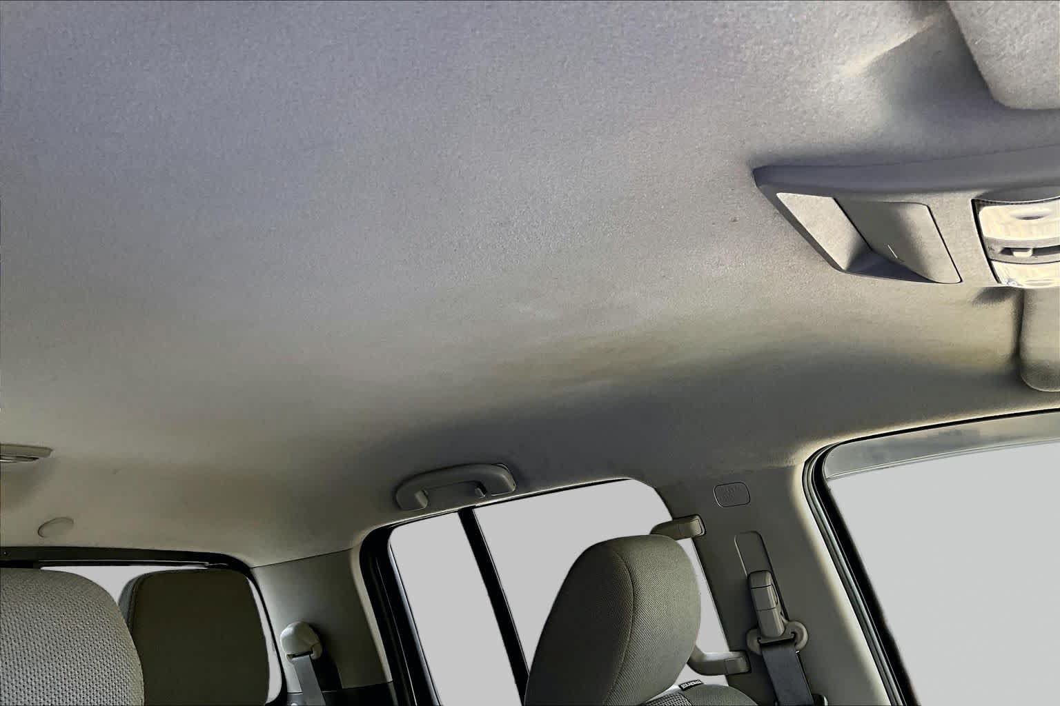Used 2019 Nissan Frontier SV RWD image 14