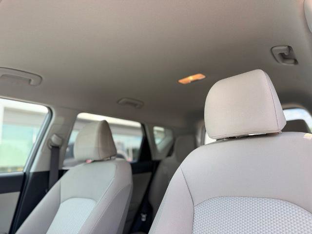 Used 2025 Kia Soul LX w/ LX Technology Package FWD image 17