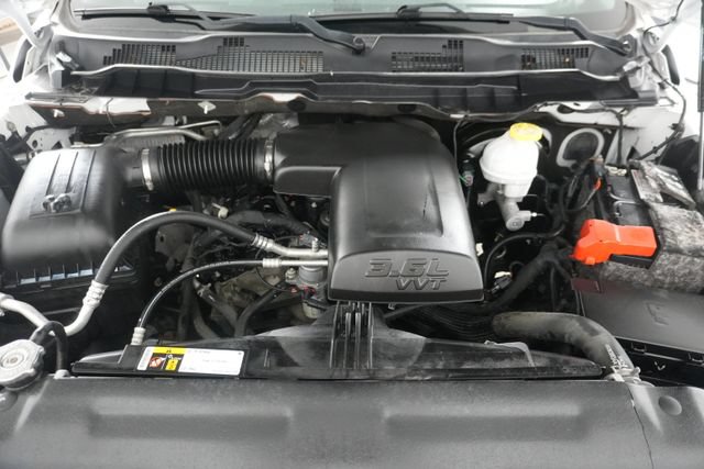 Used 2019 RAM 1500 Warlock AWD/4WD image 35