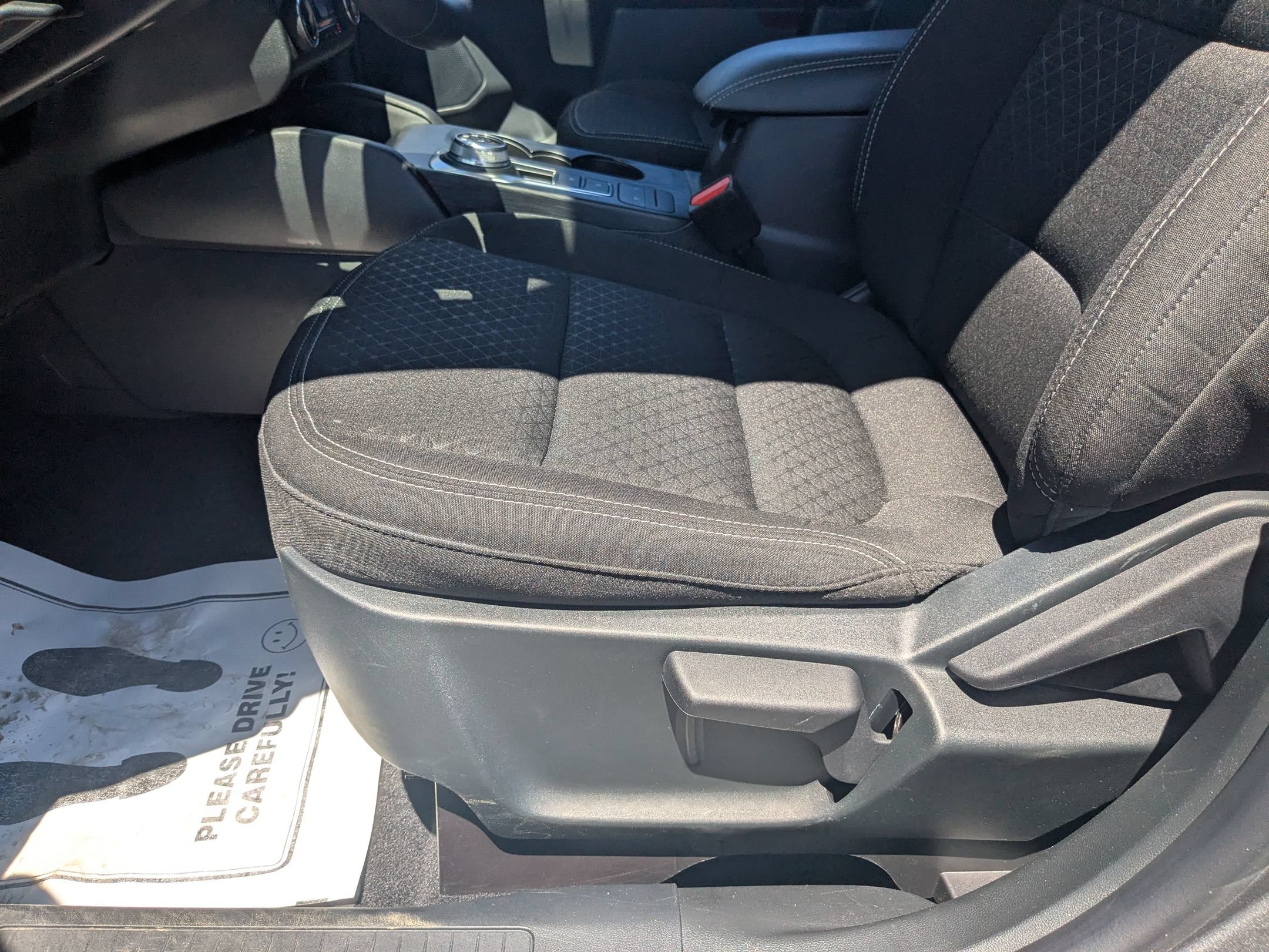Certified 2025 Ford Escape Active w/ Cold Weather Package AWD/4WD image 14