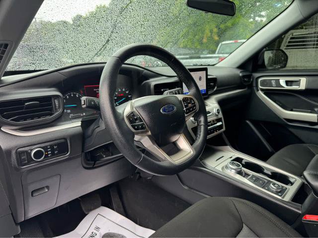 Certified 2024 Ford Explorer XLT AWD/4WD image 17