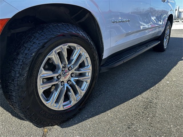 Used 2023 GMC Yukon XL SLE image 13