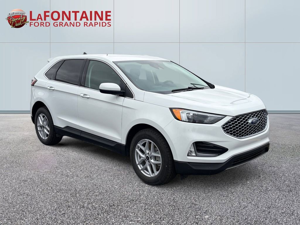 Certified 2023 Ford Edge SEL w/ Convenience Package image 3