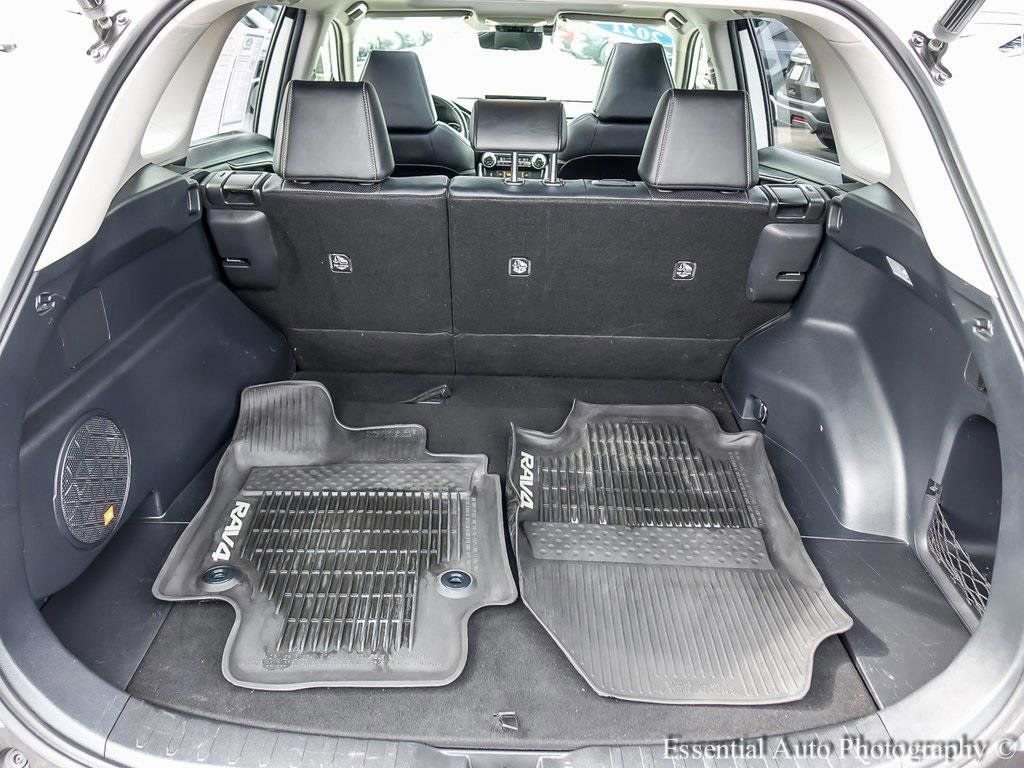 Used 2021 Toyota RAV4 Limited AWD/4WD image 25