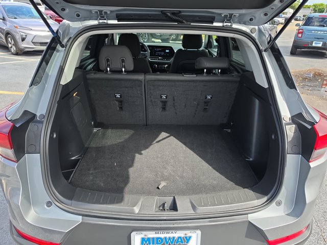 Used 2025 Chevrolet TrailBlazer LT AWD/4WD image 7