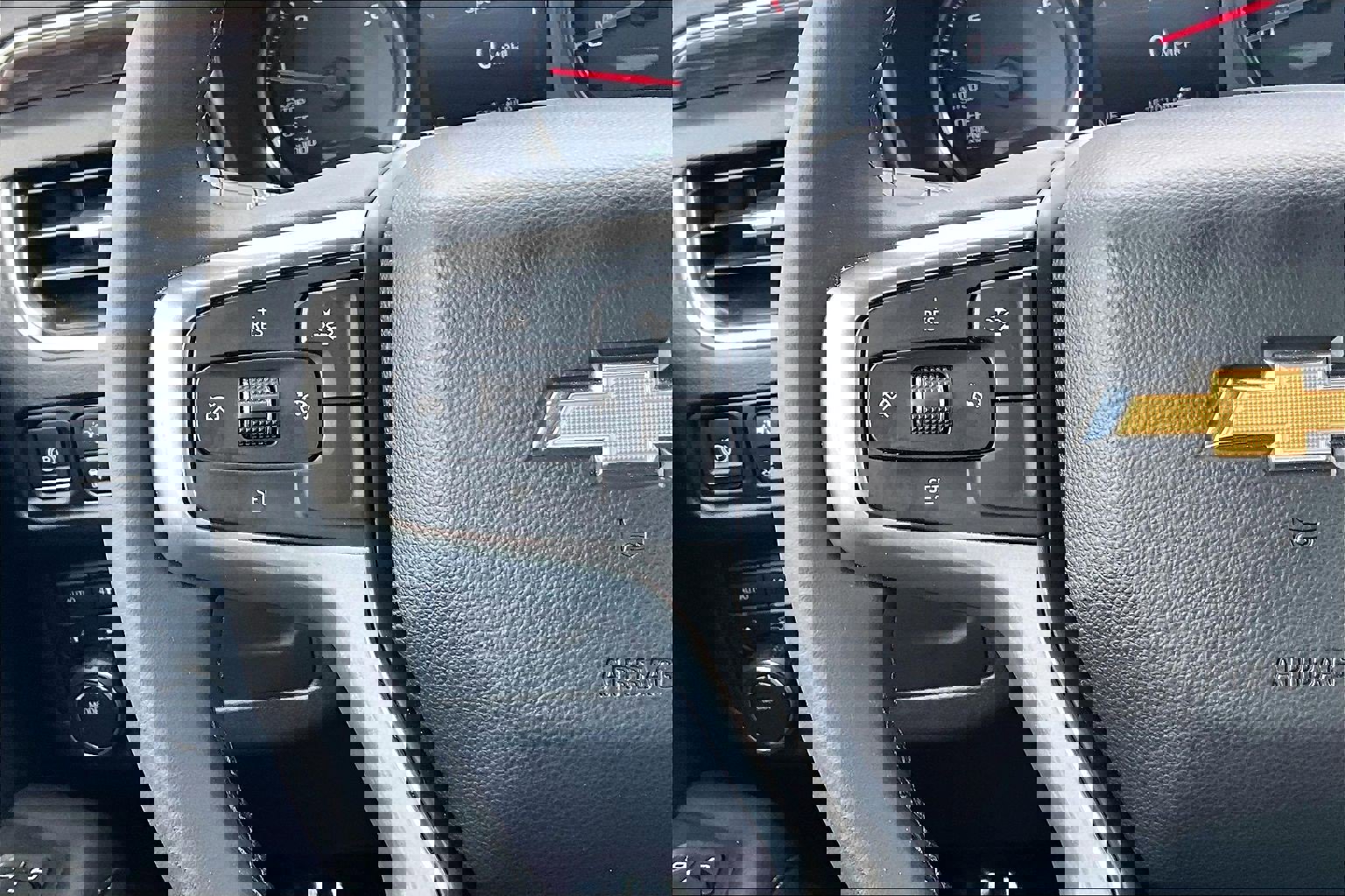 Used 2024 Chevrolet Tahoe LS image 18