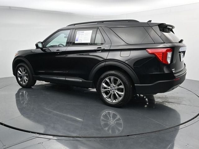 Certified 2023 Ford Explorer XLT w/ Equipment Group 202A AWD/4WD image 6