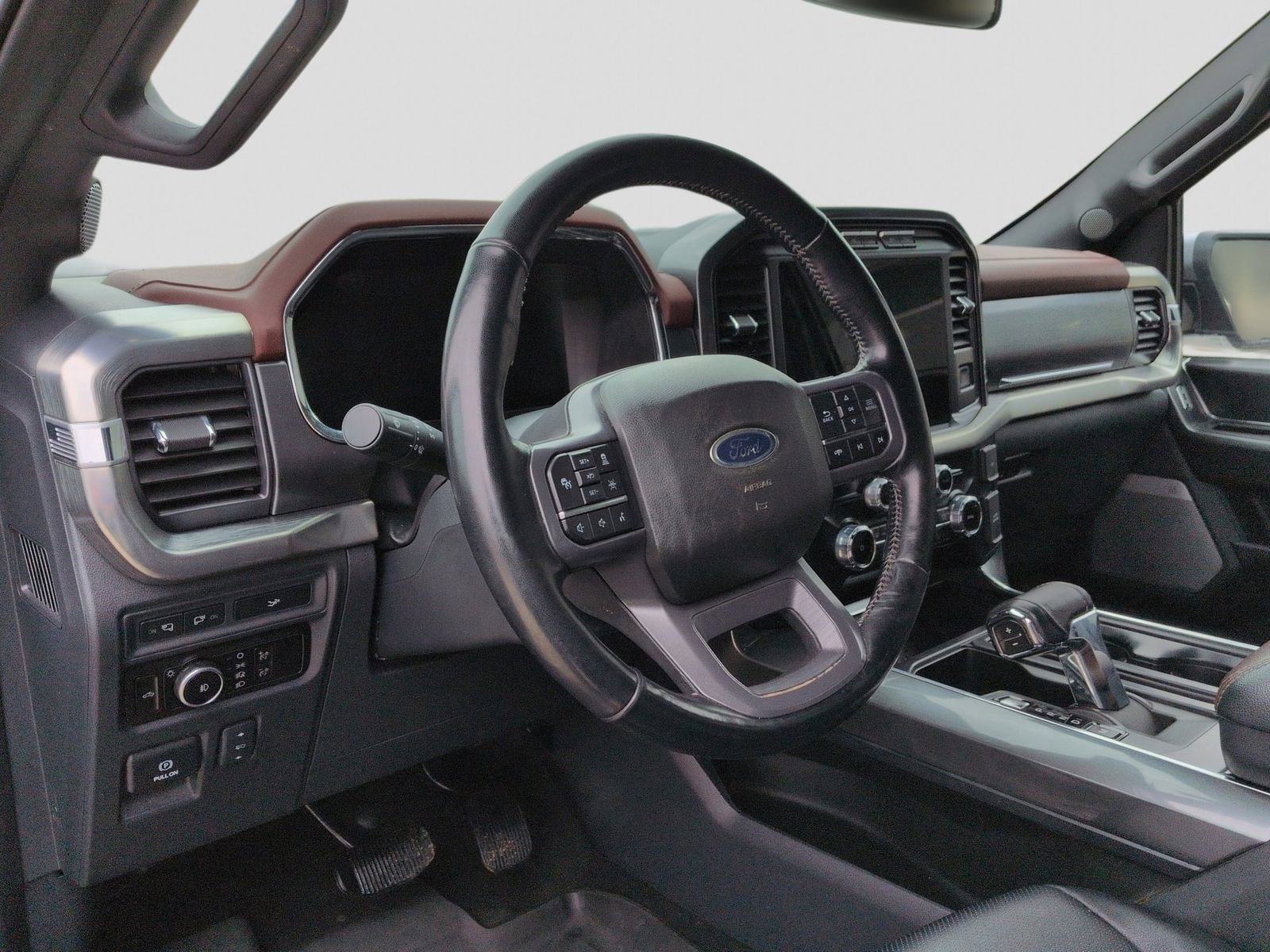 Certified 2023 Ford F150 Lariat w/ Equipment Group 502A High AWD/4WD image 2