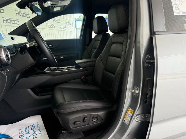 Used 2025 Chevrolet Equinox LT w/ Convenience Package II FWD image 6