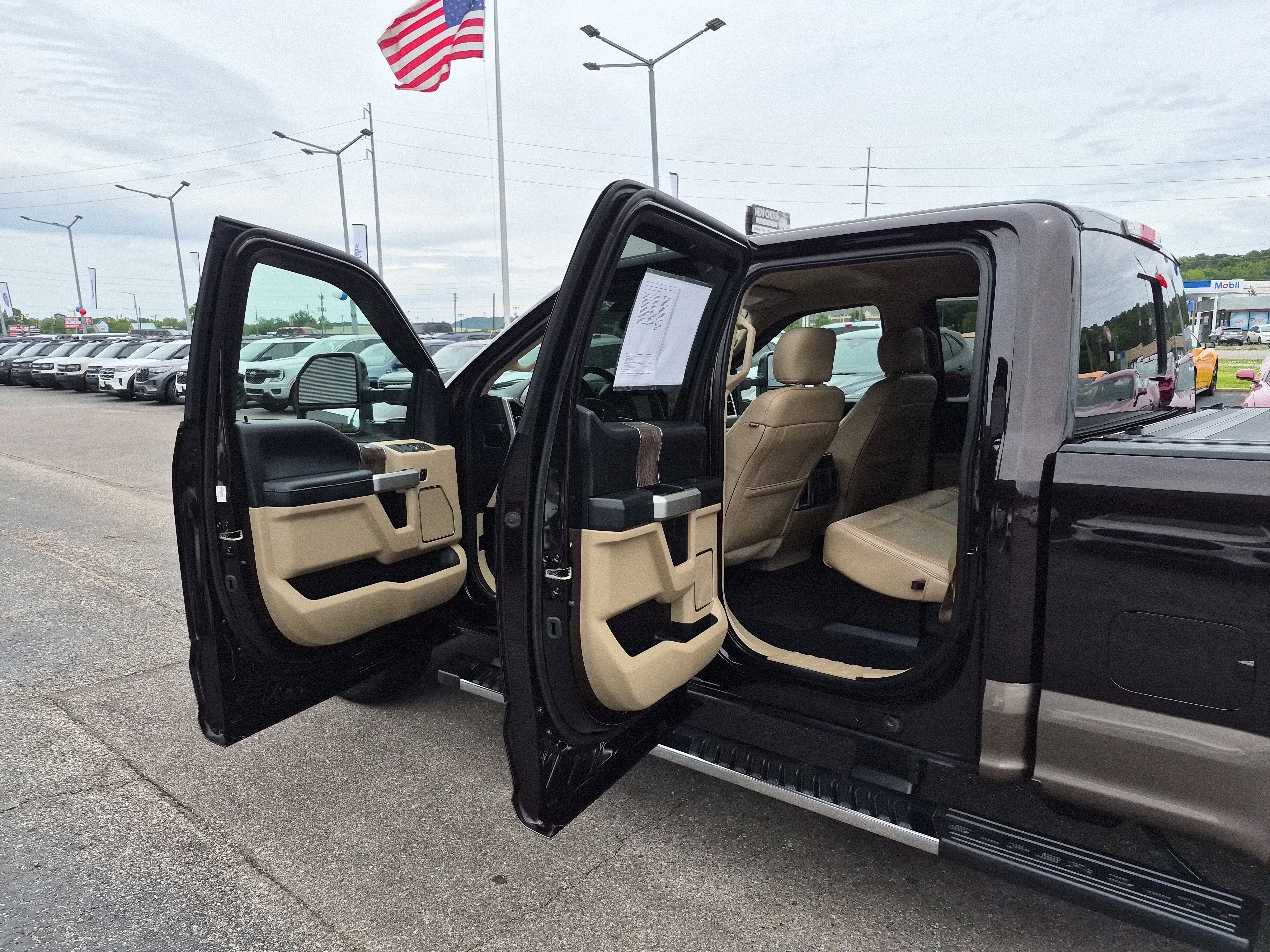 Certified 2019 Ford F250 Lariat w/ Lariat Value Package RWD image 18