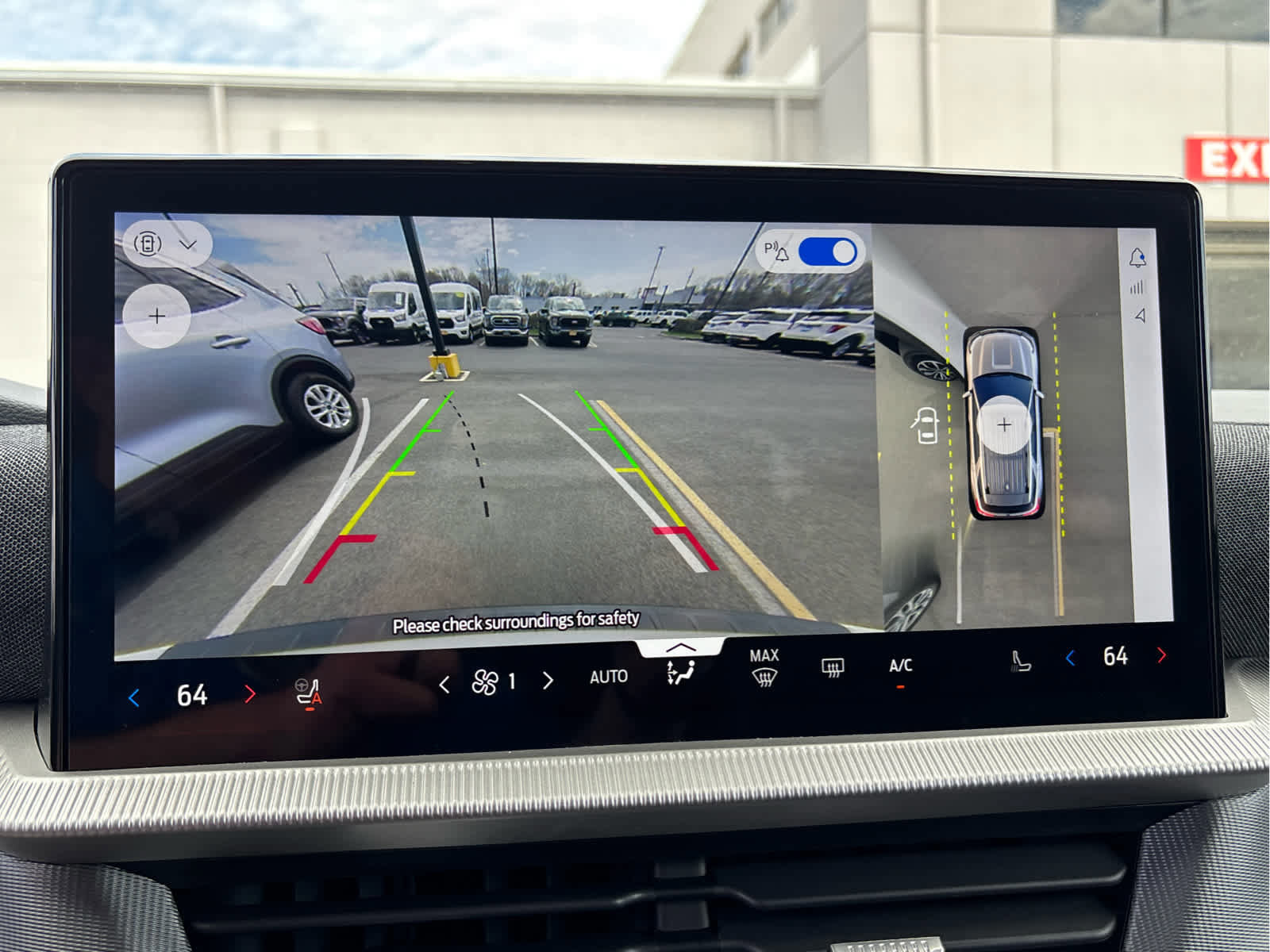 Certified 2025 Ford Explorer ST-Line image 19