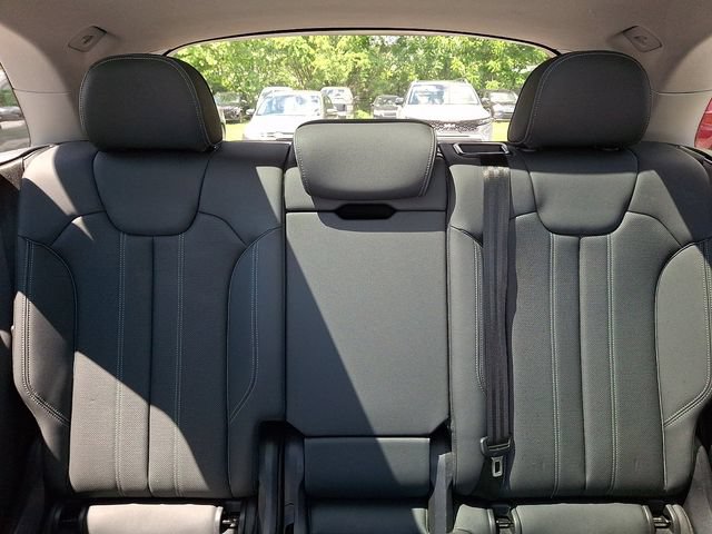 Used 2021 Audi Q5 e Premium Plus w/ Premium Plus Package AWD/4WD image 19