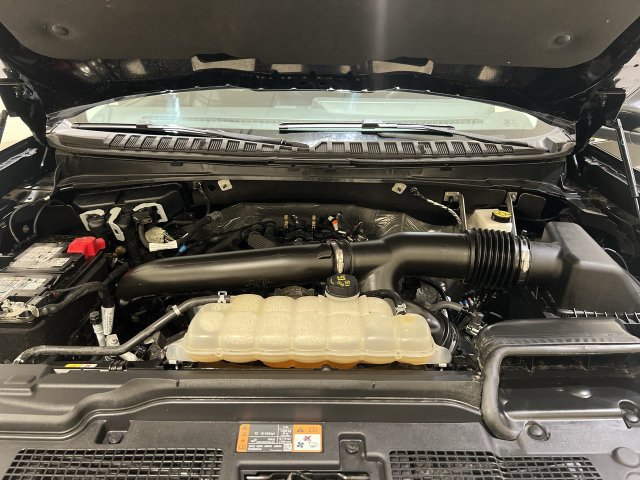 Certified 2025 Ford Expedition Platinum w/ Driver's Package AWD/4WD image 28