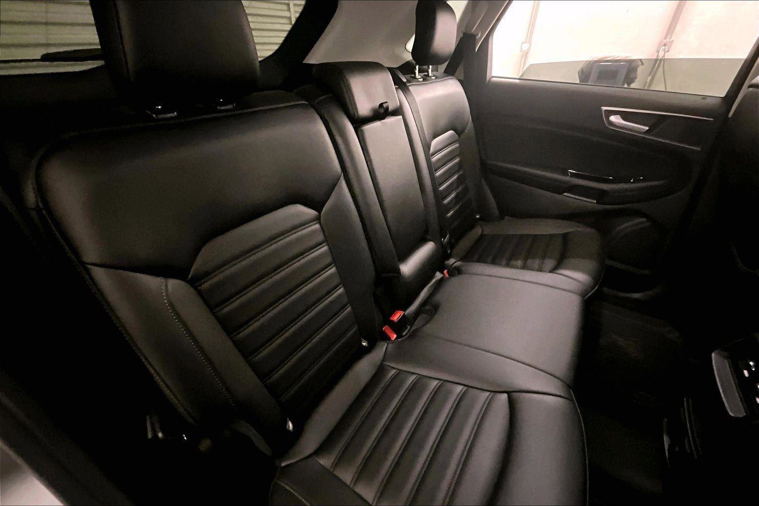 Certified 2020 Ford Edge SEL w/ Convenience Package image 26