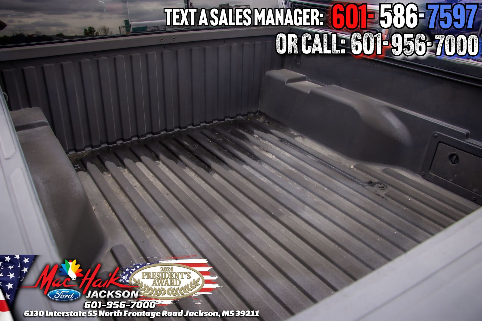 Used 2021 Toyota Tacoma SR5 AWD/4WD image 6