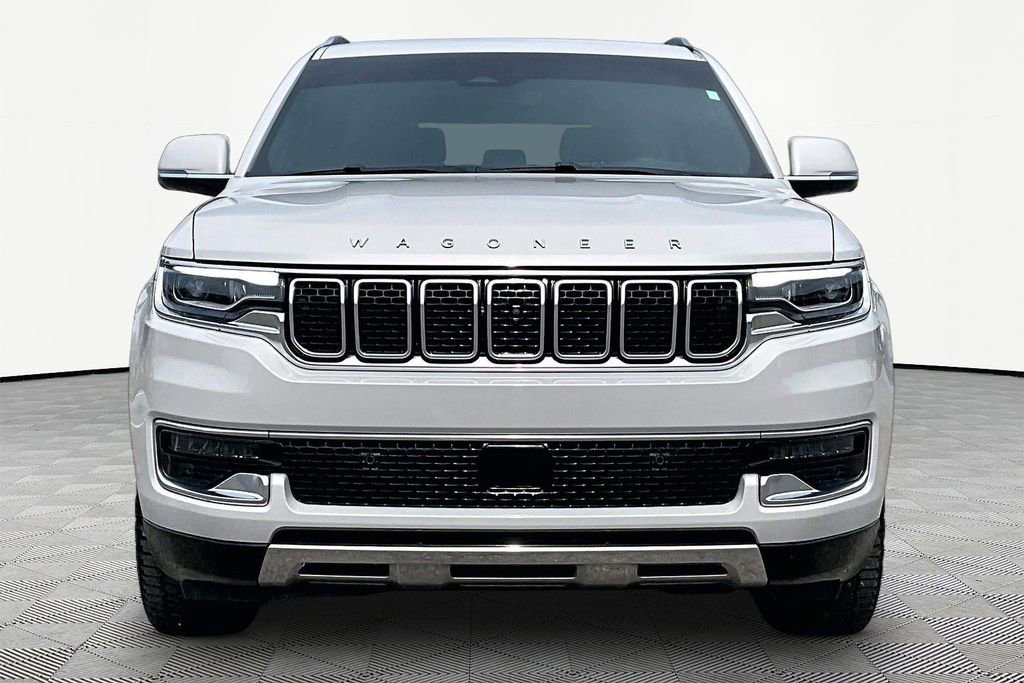 Used 2022 Jeep Wagoneer Series III w/ Convenience Group I AWD/4WD image 3