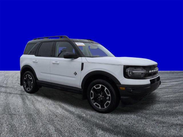 Certified 2023 Ford Bronco Sport Outer Banks w/ Tech Package AWD/4WD image 2
