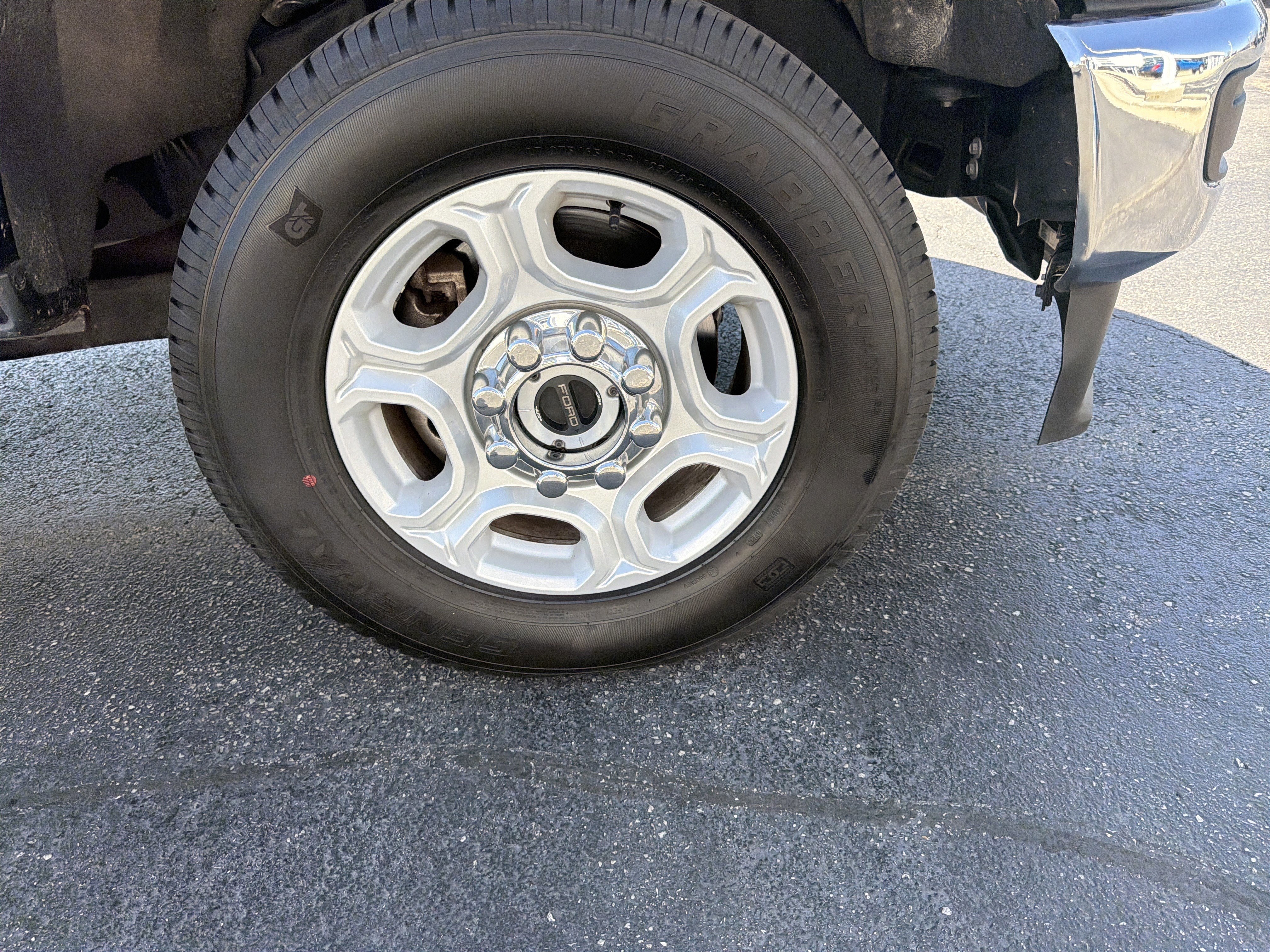 Certified 2025 Ford F250 XLT AWD/4WD image 23