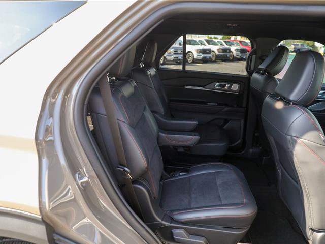 Certified 2026 Ford Explorer ST AWD/4WD image 36