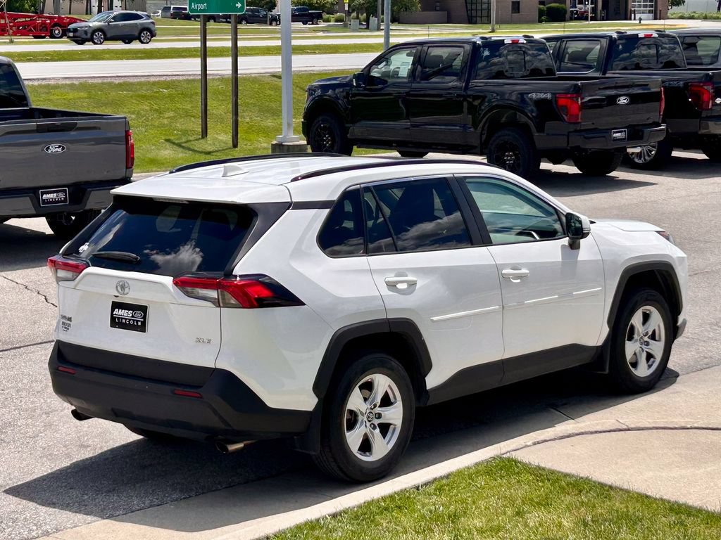 Used 2019 Toyota RAV4 XLE w/ Protection Package FWD image 6