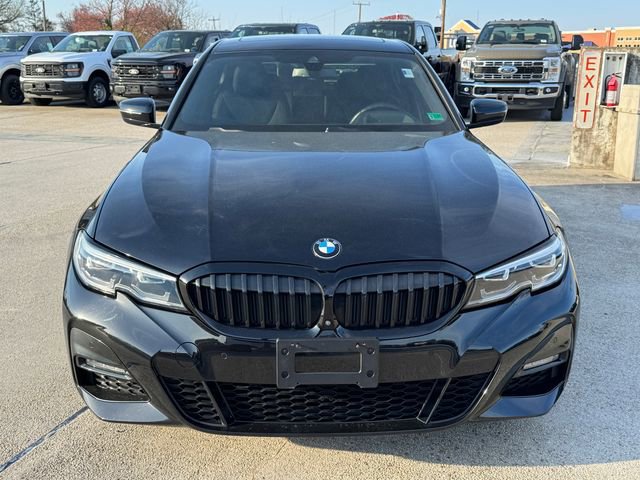 Used 2021 BMW 330i xDrive Sedan w/ M Sport Package image 9