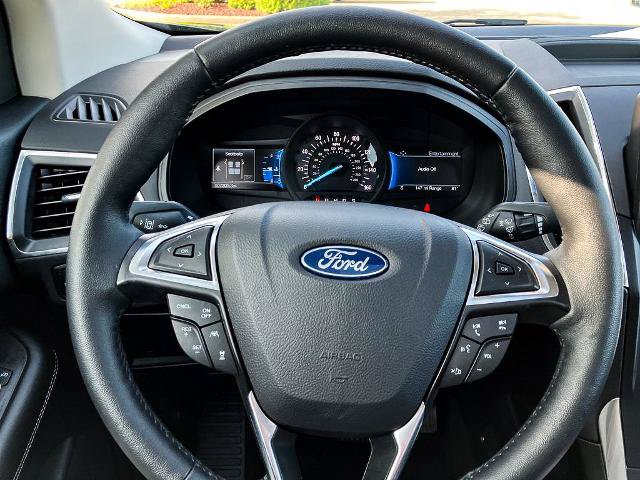 Certified 2024 Ford Edge Titanium AWD/4WD image 39