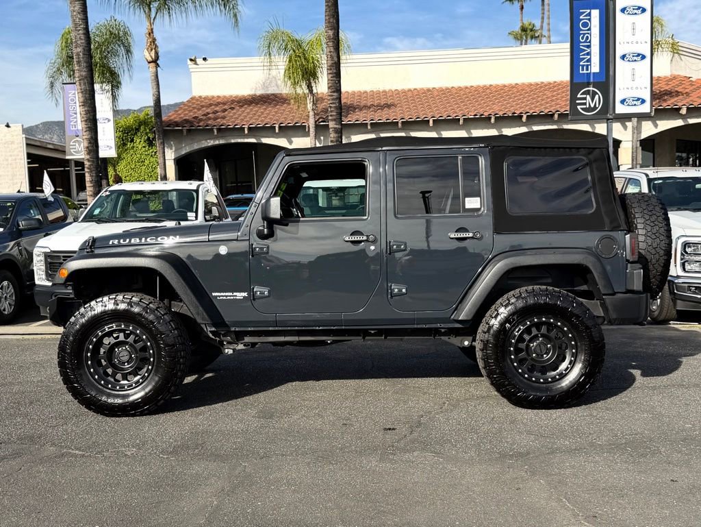 Used 2018 Jeep Wrangler Unlimited Rubicon w/ Connectivity Group image 7
