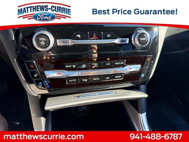 Certified 2022 Ford Explorer Limited w/ Hybrid Equipment Group 310A image 21