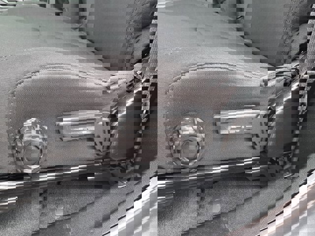 Used 2022 Jeep Wrangler Sport image 18