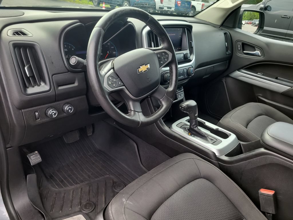Used 2019 Chevrolet Colorado LT w/ LT Convenience Package AWD/4WD image 11