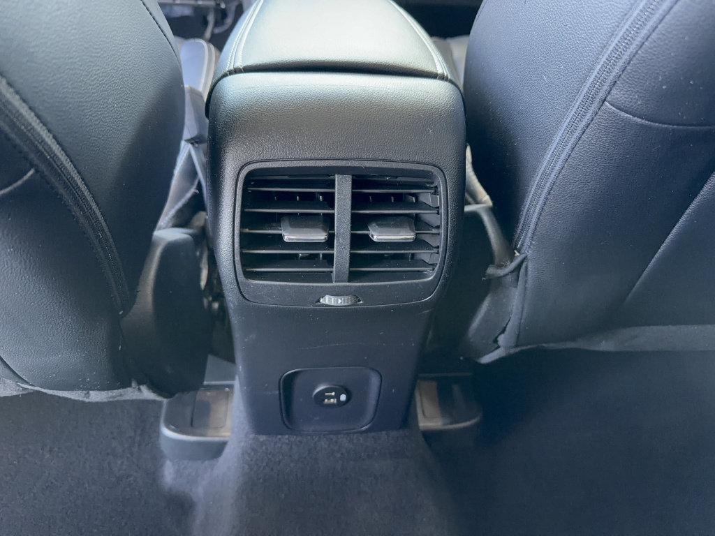 Certified 2022 Ford Escape SEL image 30