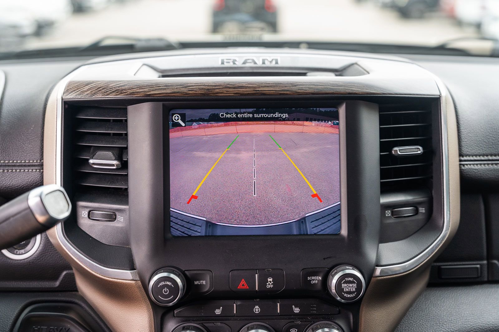 Used 2020 RAM 2500 Laramie AWD/4WD image 37