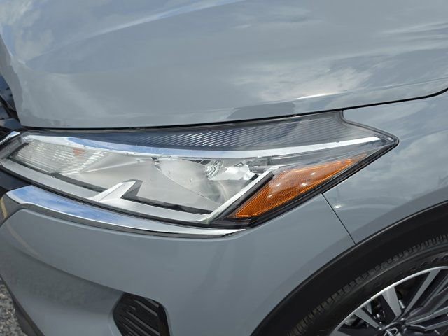 Used 2023 Nissan Kicks SV image 10