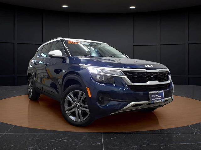 Used 2023 Kia Seltos S AWD/4WD image 1