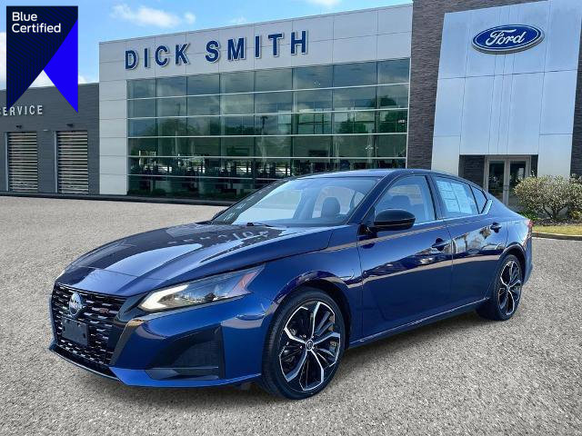 Used 2024 Nissan Altima 2.5 SR image 1