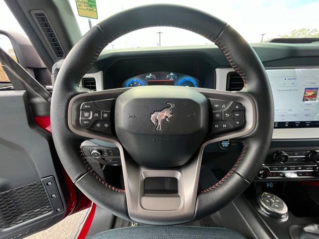 Certified 2025 Ford Bronco Heritage Edition AWD/4WD image 26