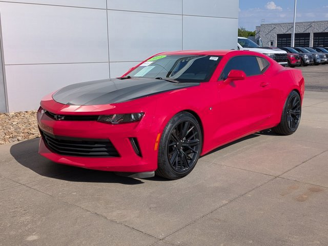 Used 2018 Chevrolet Camaro LT image 2