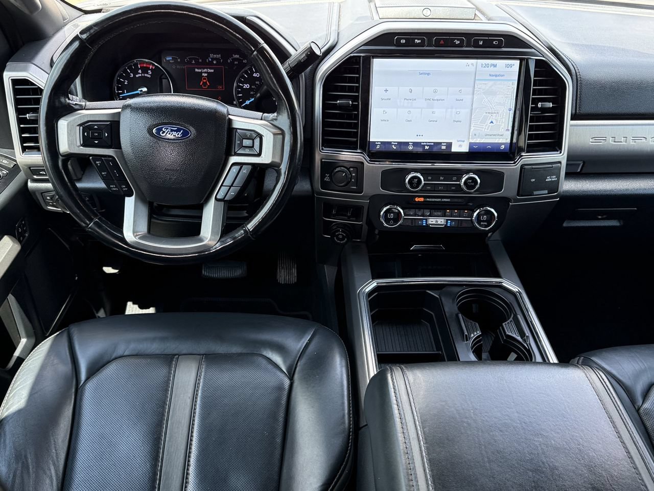 Certified 2022 Ford F250 Platinum w/ FX4 Off-Road Package AWD/4WD image 10