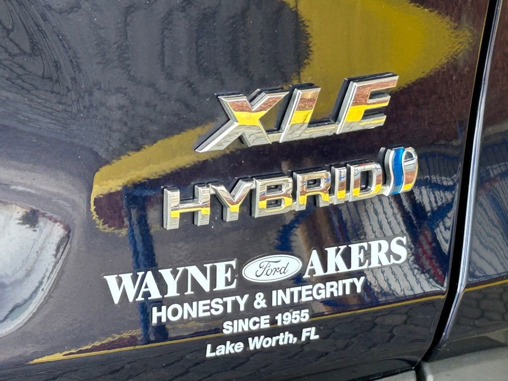 Used 2024 Toyota RAV4 XLE Premium w/ Weather Package image 20